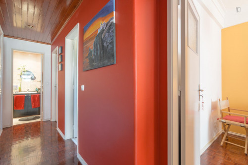 Nice single bedroom at a sunny apartment - Gallery - 13