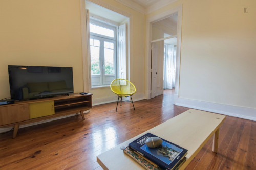 Fantastic 4-bedroom apartment close to Instituto Superior Técnico de Lisboa - Gallery - 42