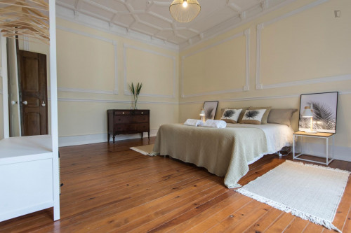 Fantastic 4-bedroom apartment close to Instituto Superior Técnico de Lisboa - Gallery - 38
