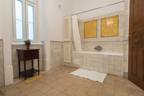 Fantastic 4-bedroom apartment close to Instituto Superior Técnico de Lisboa - Gallery - 14