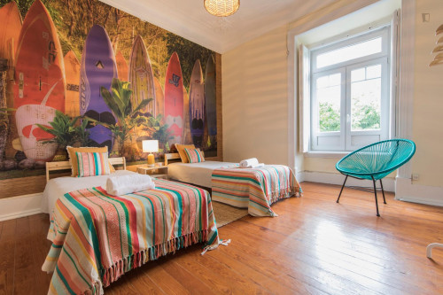 Fantastic 4-bedroom apartment close to Instituto Superior Técnico de Lisboa - Gallery - 10