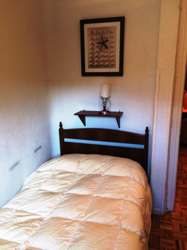 Neat double bedroom in a 3-bedroom flat, near Madrid's Universidad Politécnica