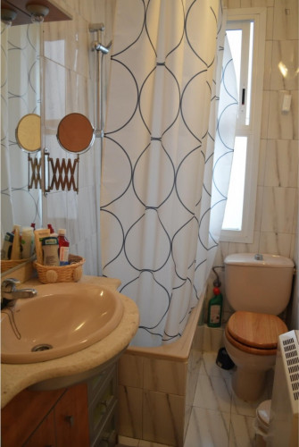 Neat double bedroom in a 3-bedroom flat, near Madrid's Universidad Politécnica - Gallery - 10