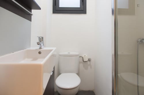 Graceful 3-bedroom flat in El Camp de l'Arpa del Clot - Gallery - 13