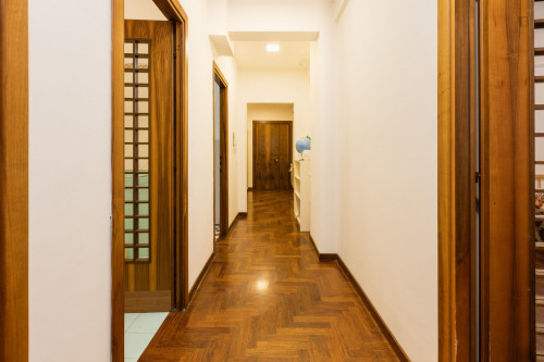 Welcoming double bedroom close to Università Roma TRE - Architettura - Gallery - 7