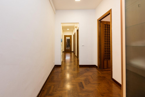 Welcoming double bedroom close to Università Roma TRE - Architettura - Gallery - 8