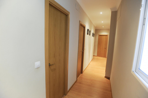 Swell double bedroom near Universidad Católica Valencia - San Carlos Borromeo - Gallery - 12