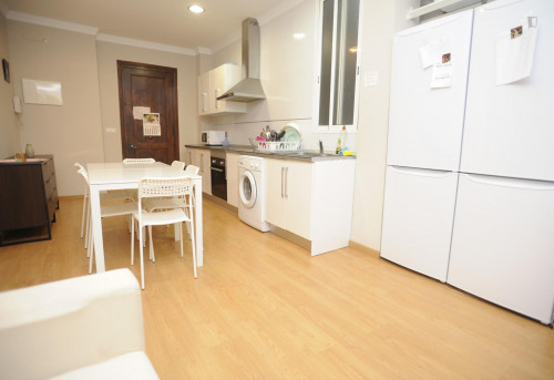 Swell double bedroom near Universidad Católica Valencia - San Carlos Borromeo - Gallery - 8