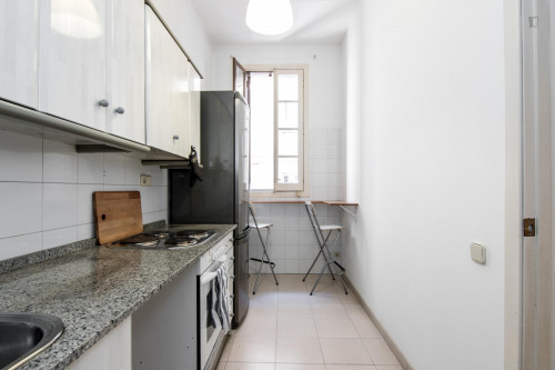 First-class double bedroom near Universitat Pompeu Fabra - Gallery - 6