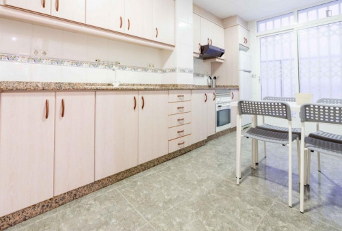 Attractive double bedroom in Eixample - Gallery - 5