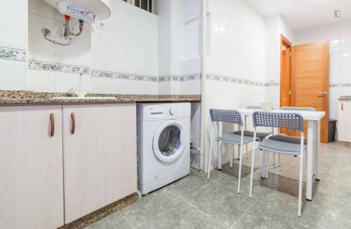 Attractive double bedroom in Eixample - Gallery - 8