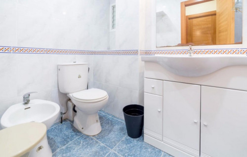 Attractive double bedroom in Eixample - Gallery - 11