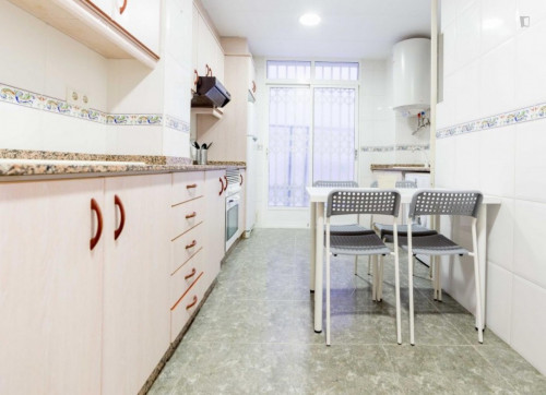 Attractive double bedroom in Eixample - Gallery - 6