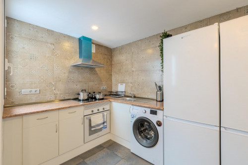 Tasteful double bedroom near the El Putxet metro