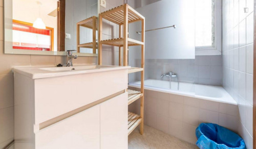 Luminous double bedroom near the Bailén metro - Gallery - 10