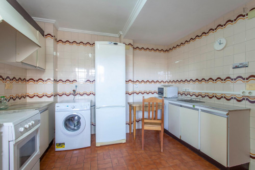Appealing double bedroom in well-connected Ciutat Jardí - Gallery - 6