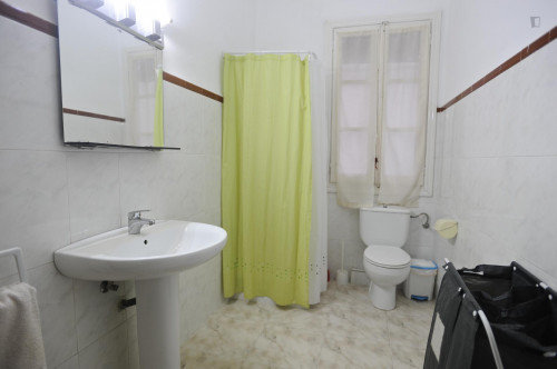 Cool double bedroom close to central Valencia - Gallery - 10