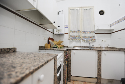 Cool double bedroom close to central Valencia - Gallery - 7