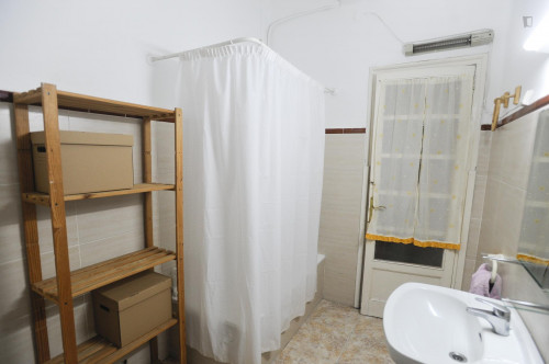 Cool double bedroom close to central Valencia - Gallery - 8