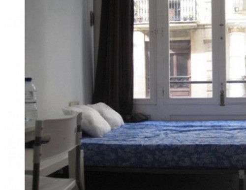 Cosy single bedroom close to Xàtiva metro station  - Gallery -  1