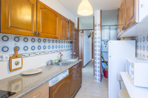 Well-located double bedroom near the Marquês metro station - Gallery - 8