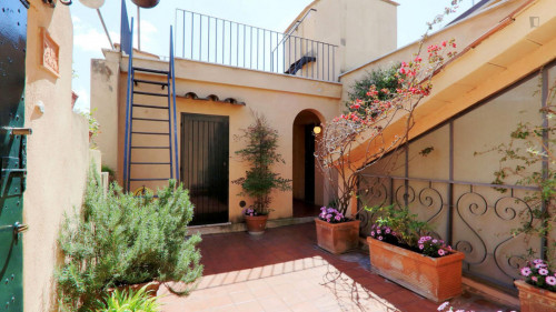 Charming 1-bedroom apartment near Cavour metro station - Gallery - 14