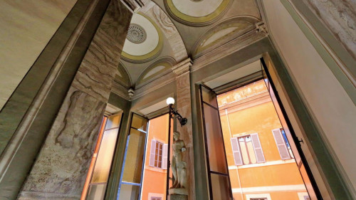 Charming 1-bedroom apartment near Cavour metro station