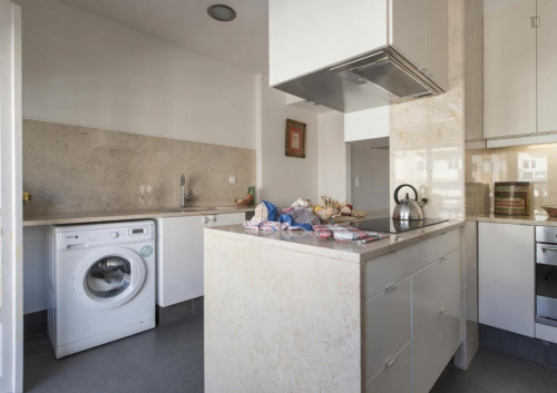 Lovely 2-bedroom apartment close to the Faculty of Architecture - Gallery - 4
