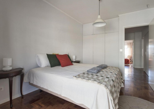 Lovely 2-Bedroom Apartment Close To The Faculty Of Architecture - 2