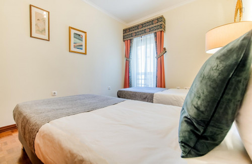Charming 3-bedroom apartment near Telheiras metro station - Gallery - 17