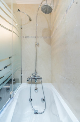 Charming 3-bedroom apartment near Telheiras metro station