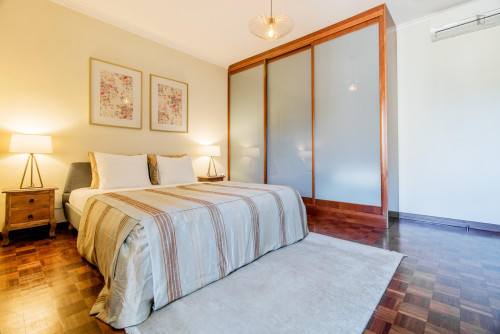 Charming 3-bedroom apartment near Telheiras metro station - Gallery - 29