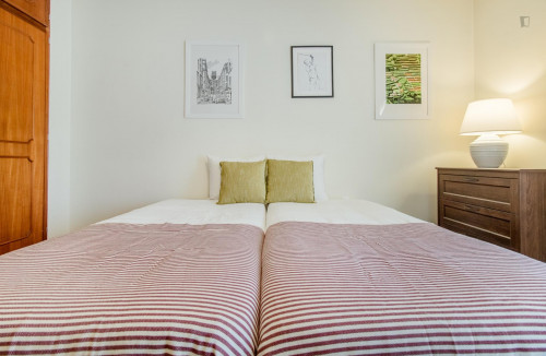Charming 3-bedroom apartment near Telheiras metro station - Gallery - 6
