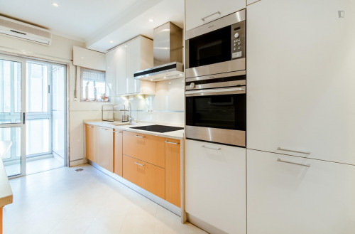 Charming 3-bedroom apartment near Telheiras metro station - Gallery - 46