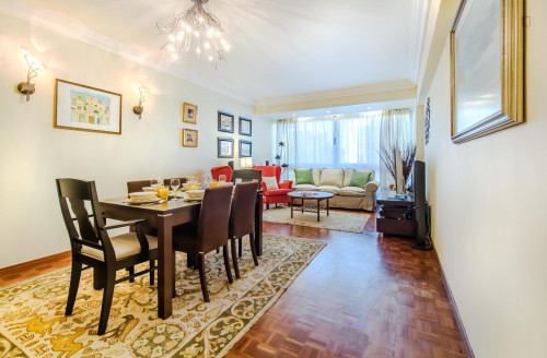Charming 3-bedroom apartment near Telheiras metro station - Gallery - 32
