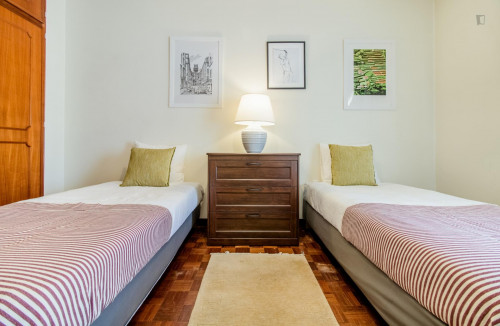 Charming 3-bedroom apartment near Telheiras metro station - Gallery - 8