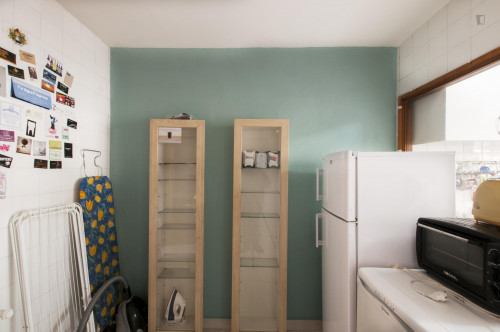 Nice single bedroom in a 3-bedroom flat near Parque del Retiro - Gallery - 10