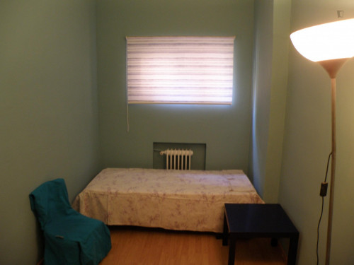 Nice single bedroom in a 3-bedroom flat near Parque del Retiro - Gallery - 23