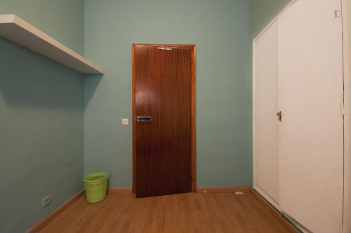 Nice single bedroom in a 3-bedroom flat near Parque del Retiro - Gallery - 24
