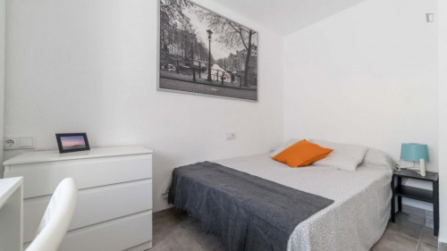 Double bedroom in Els Orriols
