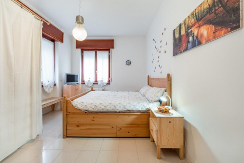 Cool 2-bedroom apartment near Crescenzago metro station  - Gallery -  2