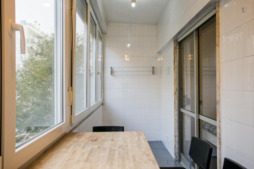 Bright Single Bedroom in Benfica - Gallery - 41