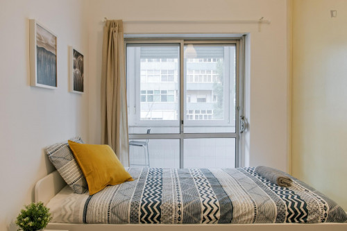 Bright Single Bedroom In Benfica - 2