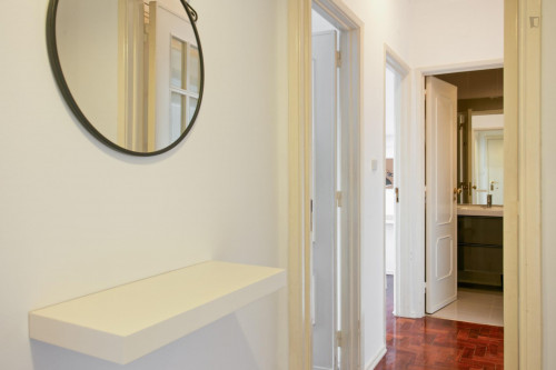 Amazing Double Bedroom in Benfica - Gallery - 22