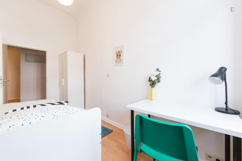 Cozy single bedroom near Heidelberger Platz transport station