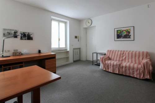 Pleasant 1-bedroom apartment near Parco Sempione  - Gallery -  2