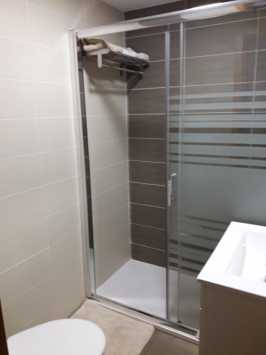 Single bedroom in a 3-bedroom apartment near Delicias metro station - Gallery - 8