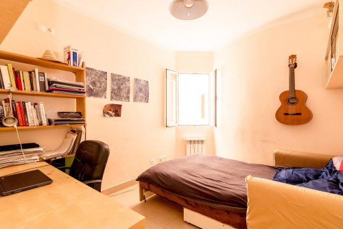  Double Bedroom And Private Bathroom. Barrio Salamanca  -  Double bedroom and private bathroom. Barrio Salamanca  - Gallery -  1