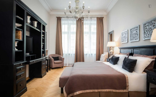 Amazing 2-bedroom flat in Schöneberg