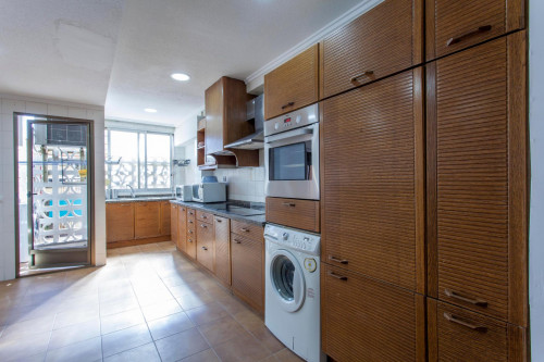 Modern and bright double bedroom in hip L'Amistat - Gallery - 13
